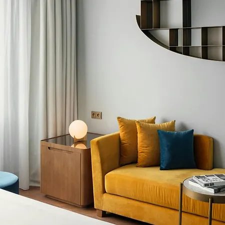 W Ξενοδοχείο Πράγα