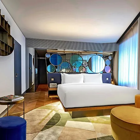 Ξενοδοχείο W 5*