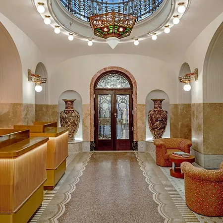 Hotel W Prague