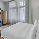 W 5* פראג