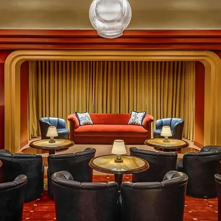 Hotel W 5*