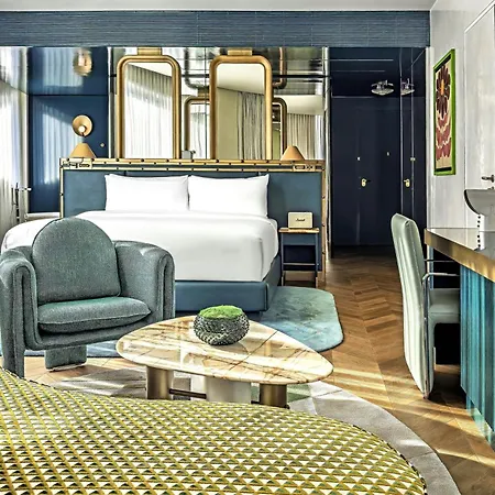 Hotell W