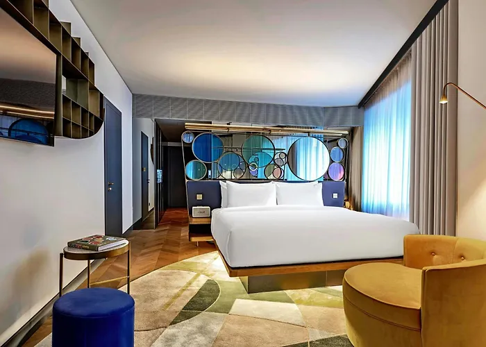 Hotel W 5*