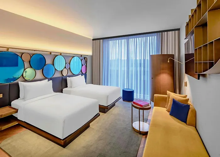 Hotel W